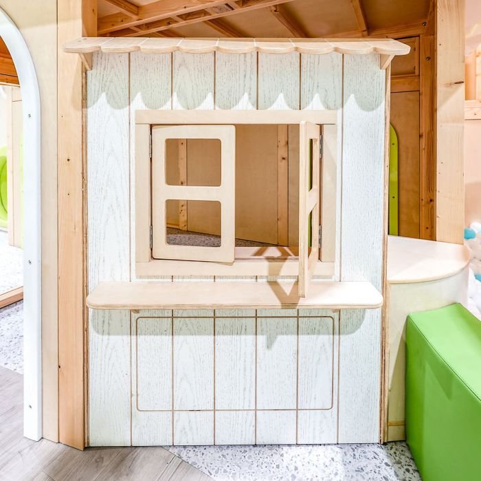 what is inside Innoplay playground
